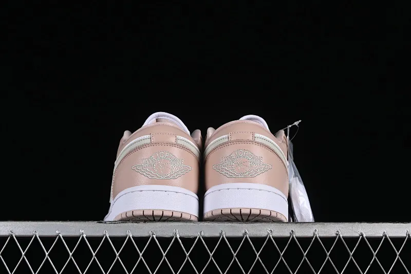 All categories Air Jordan Jordan series basketball shoes Air Jordan 1 Low Air Jordan 1 Low AJ1 Joe 1 white and pink low-top cultural and casual sneakers DC0774-120